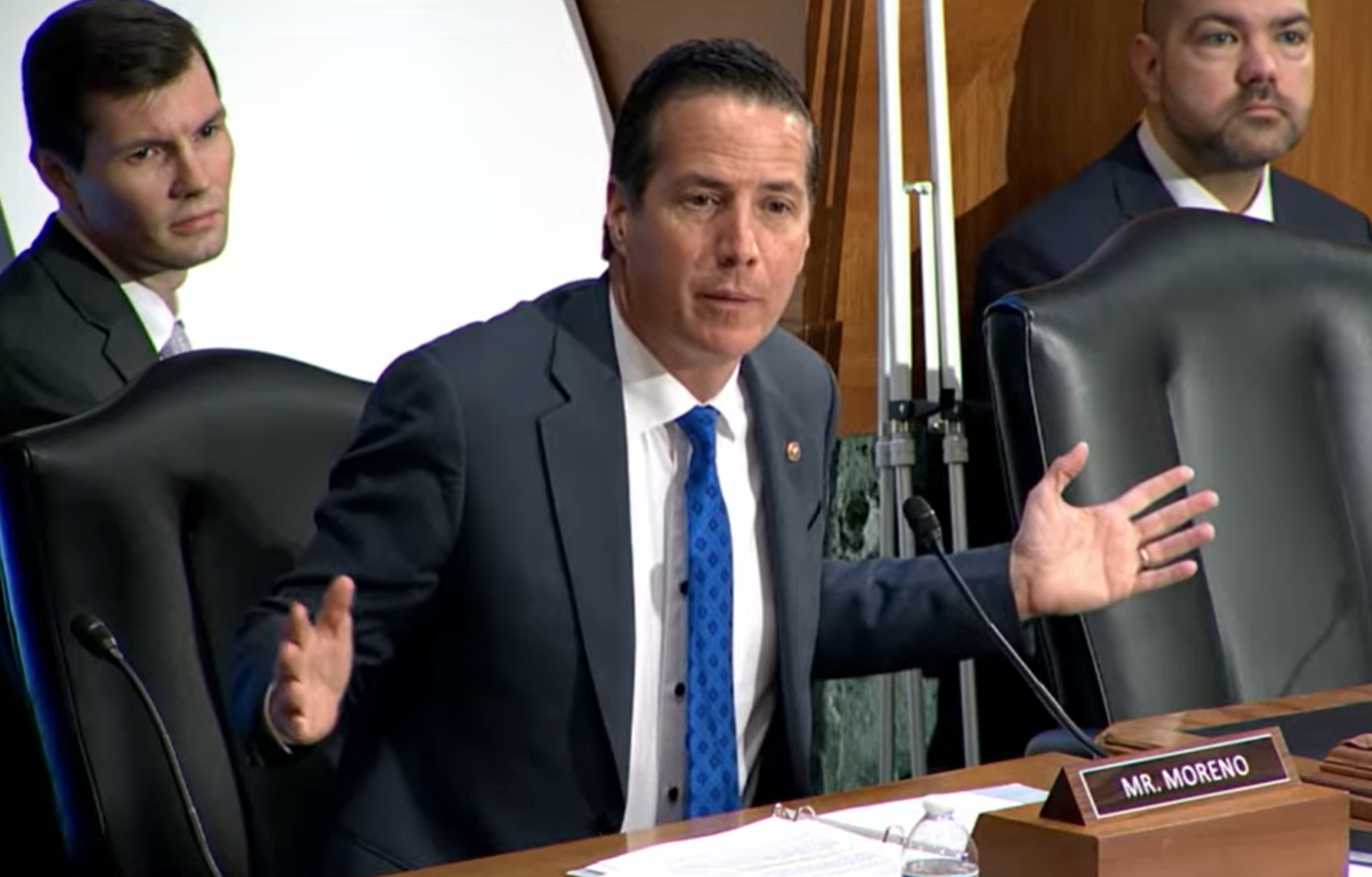 Keeping Obamacare Tax Credits Alive is ‘Putting America First,’ GOP Senator Says