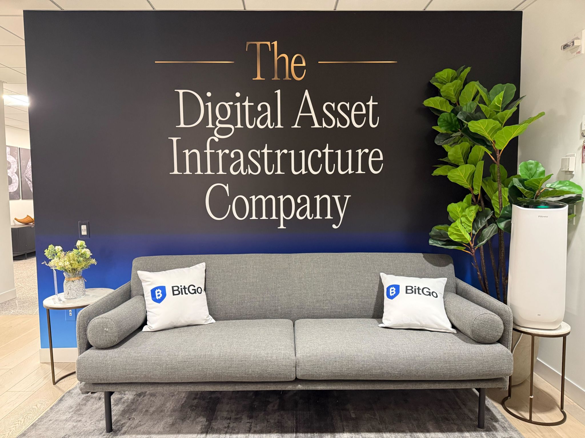 California Crypto Startup Moves to South Dakota as Debate Over Proposed Wealth Tax Heats Up