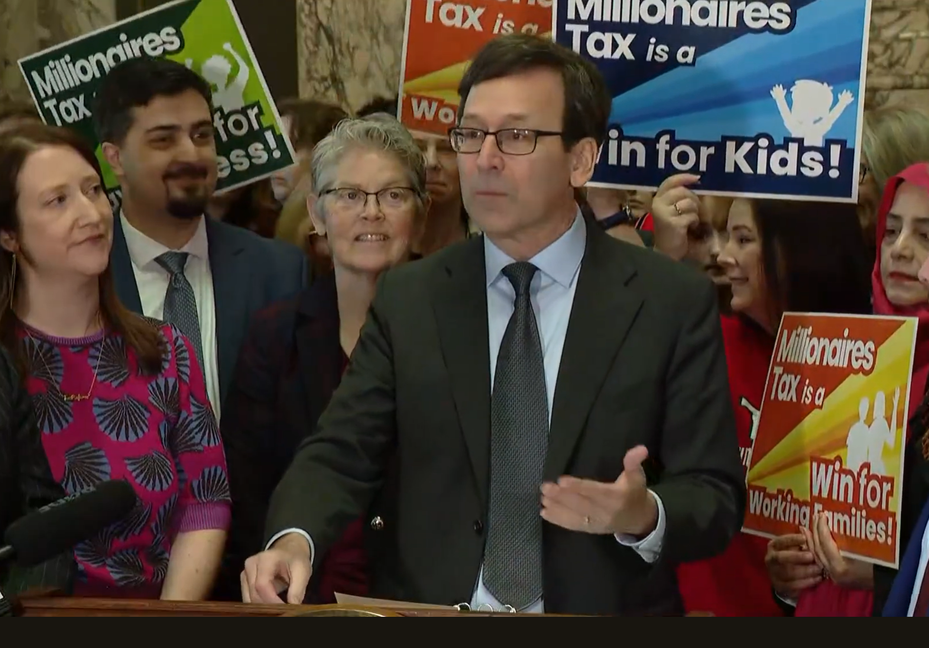 Washington Governor Signs High-Earners Income Tax; Challenges Expected