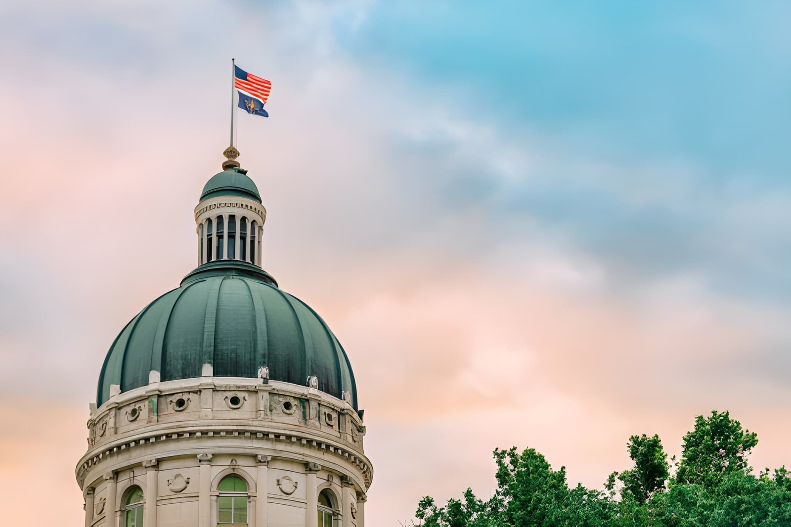 Indiana Adopts No Tax on Tips, Overtime Only for 2026 Tax Year