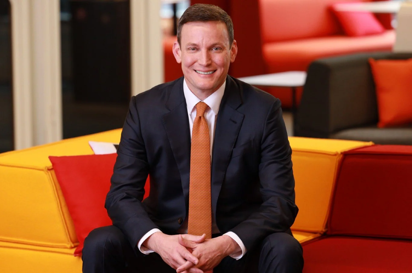 PwC CEO Says Partners Who Resist AI ‘Have No Place at the Firm’