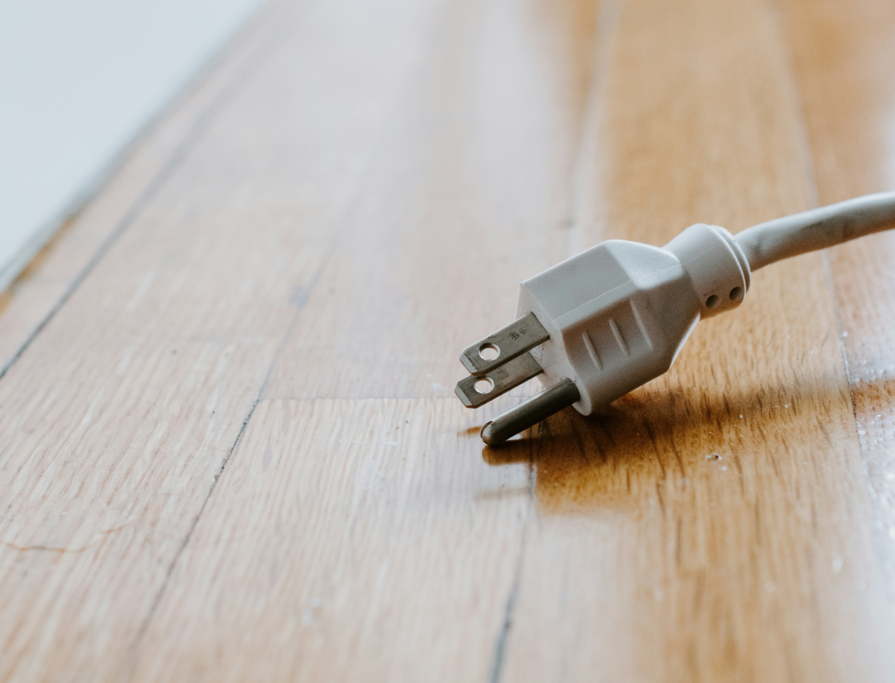 Why Unplugging Still Feels Risky at Work—Even in Boundary-Aware Cultures