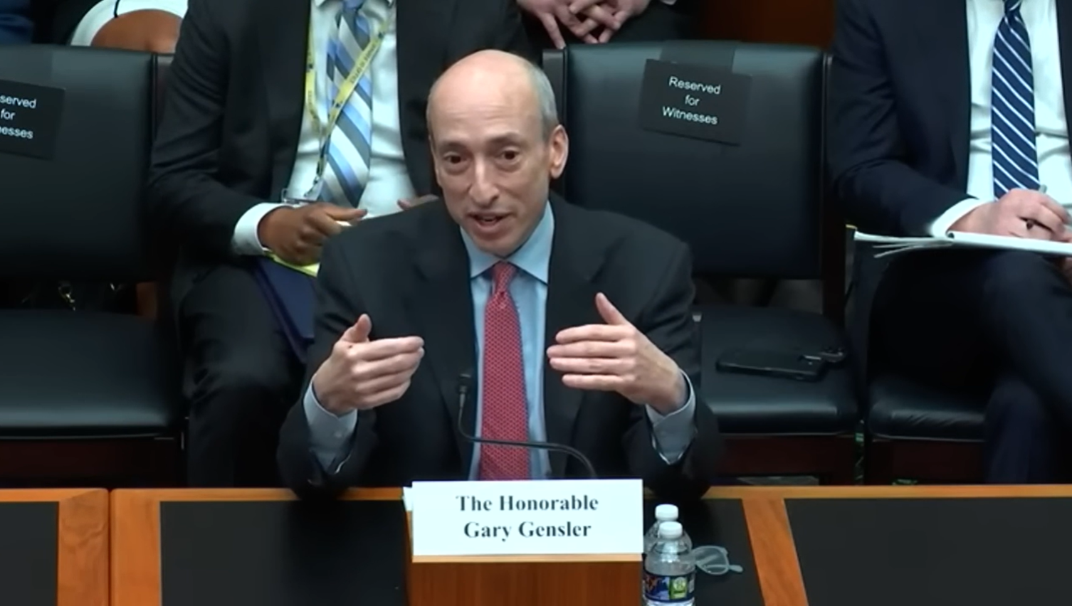 Former SEC Chair Says Kalshi is Flat Wrong: Sports Bets Aren’t Swaps