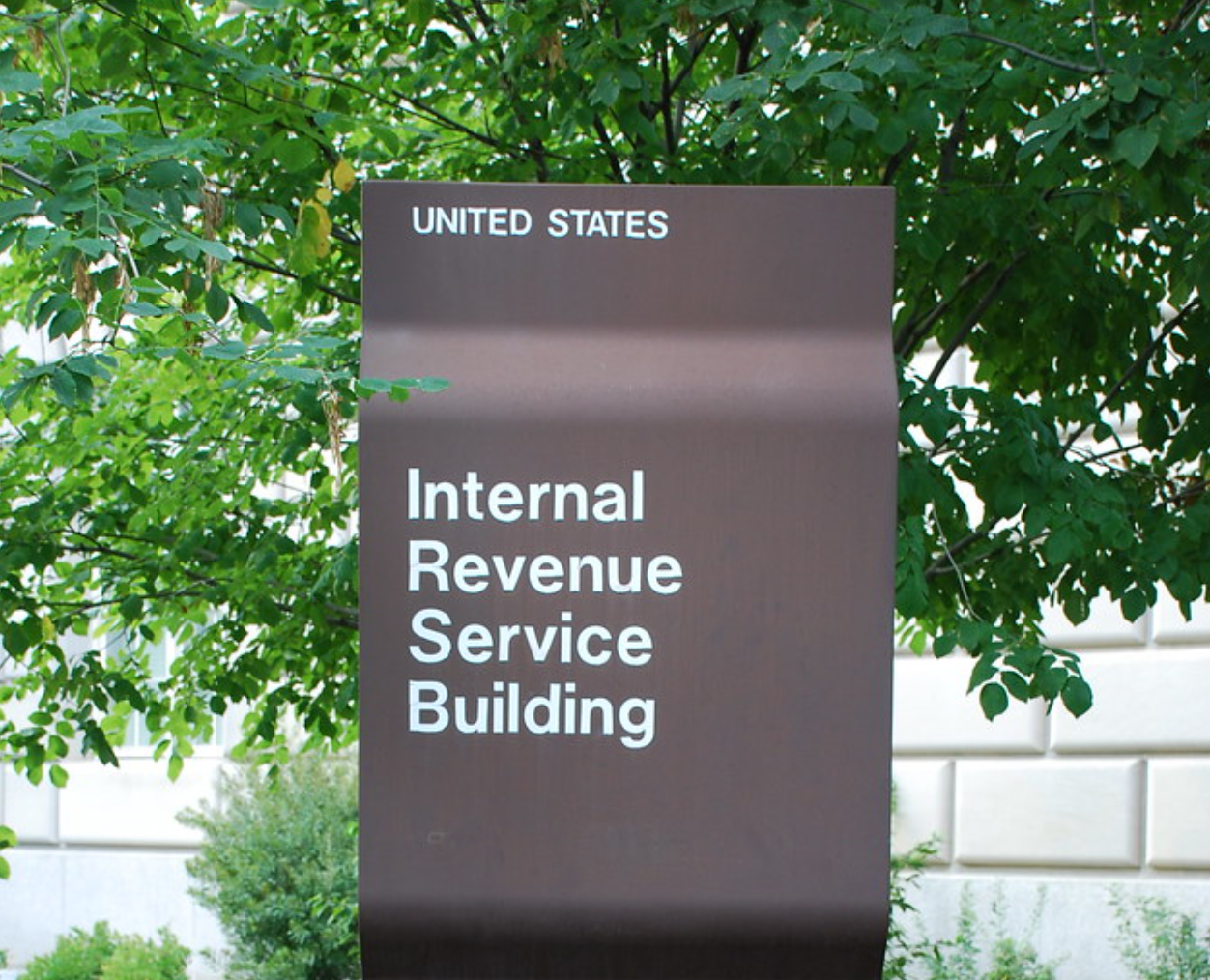 IRS Introduces Look-Back Interest Calculator for Long-Term Contracts