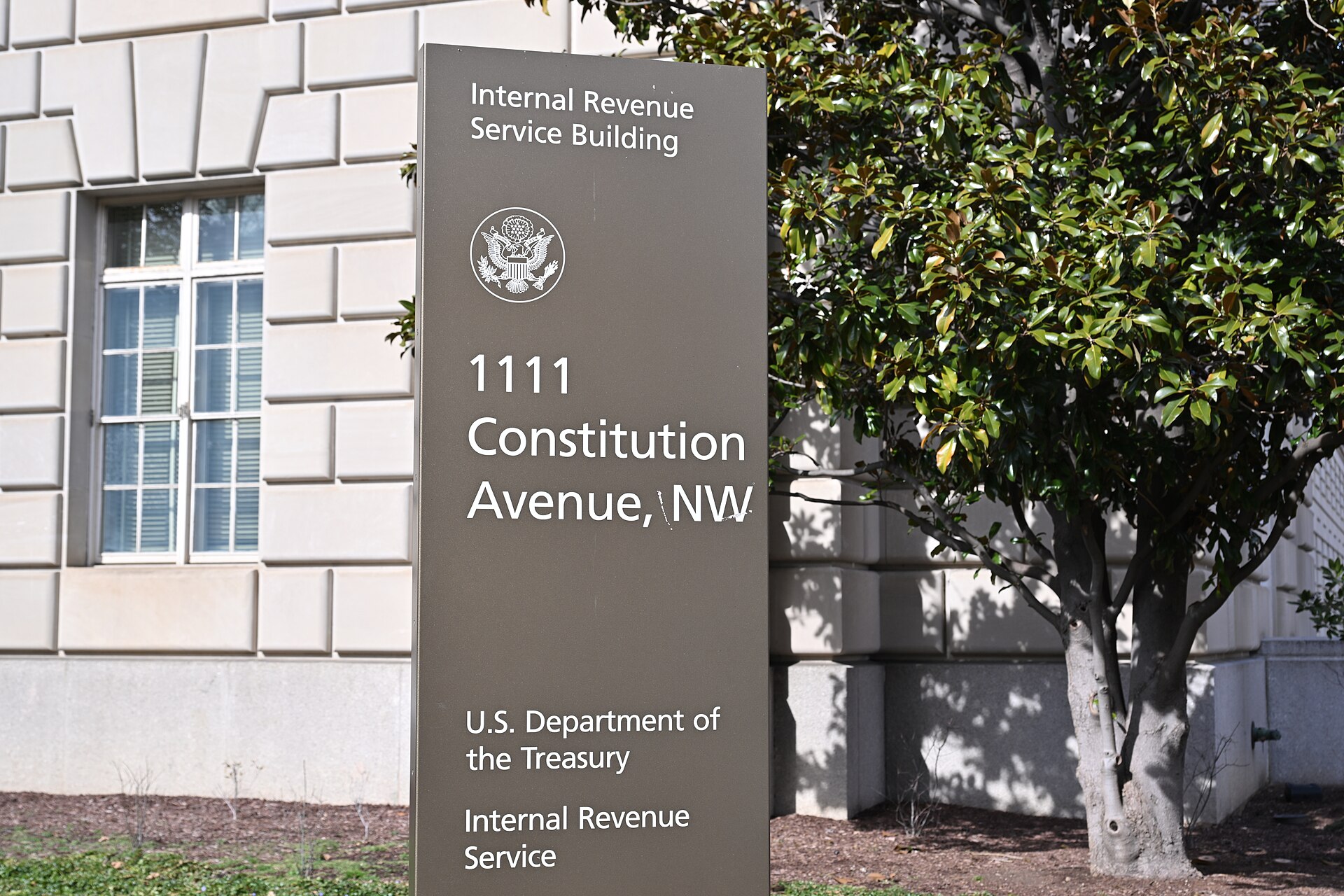 IRS Business Mileage Rate Increases to Record 76 Cents Per Mile