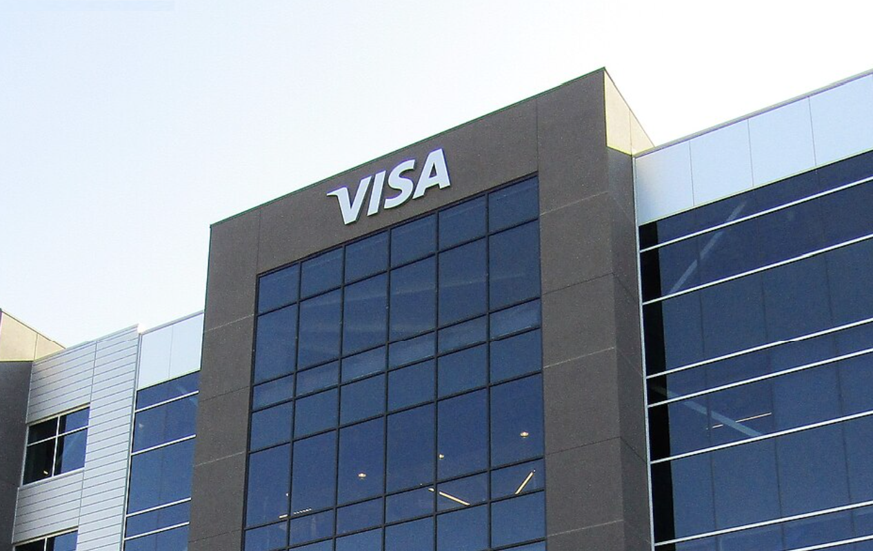 Visa to Lay Off Nearly 7% of Its Workforce