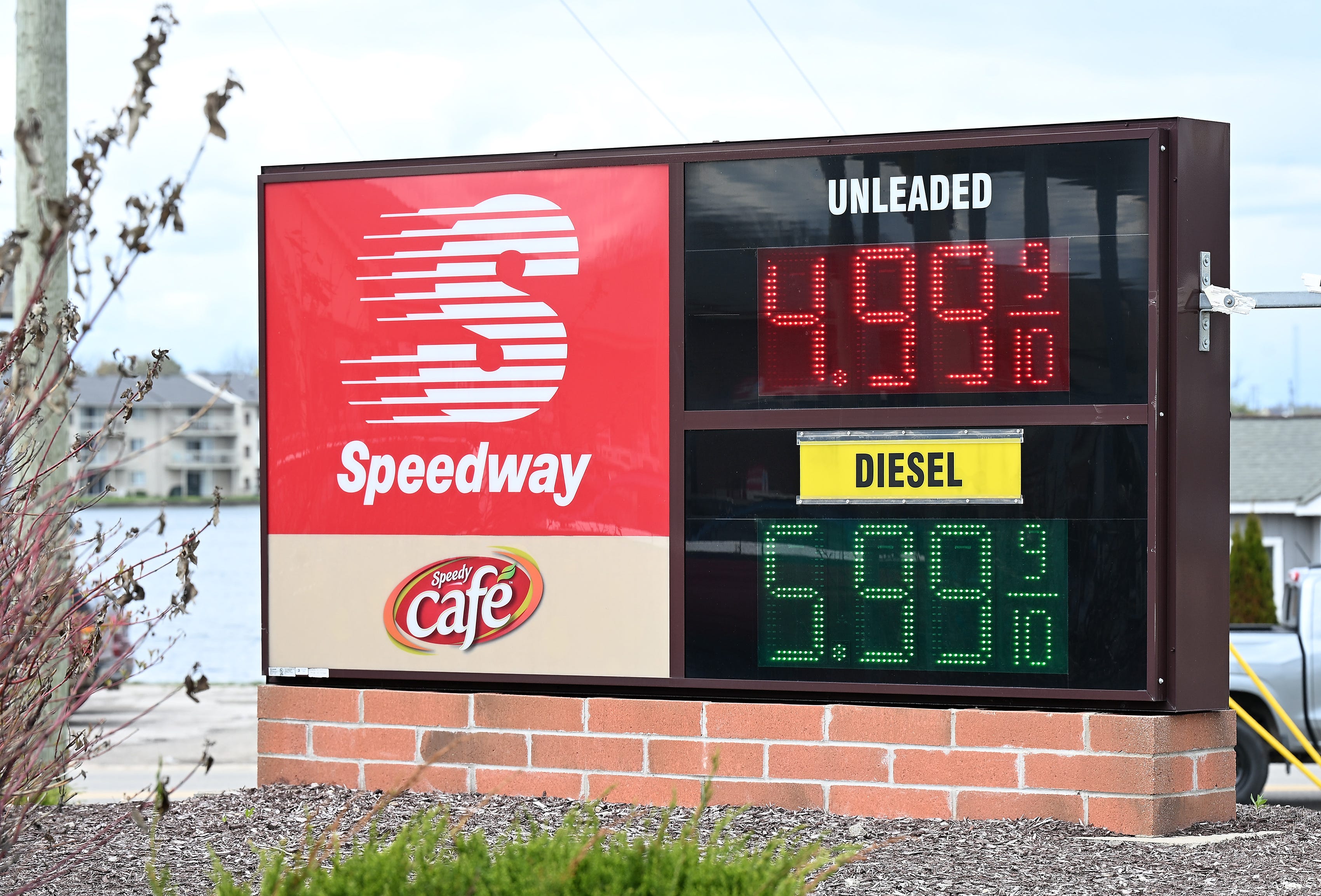 Rising Fuel Costs Prompt the IRS to Raise Standard Mileage Rates for Rest of 2026