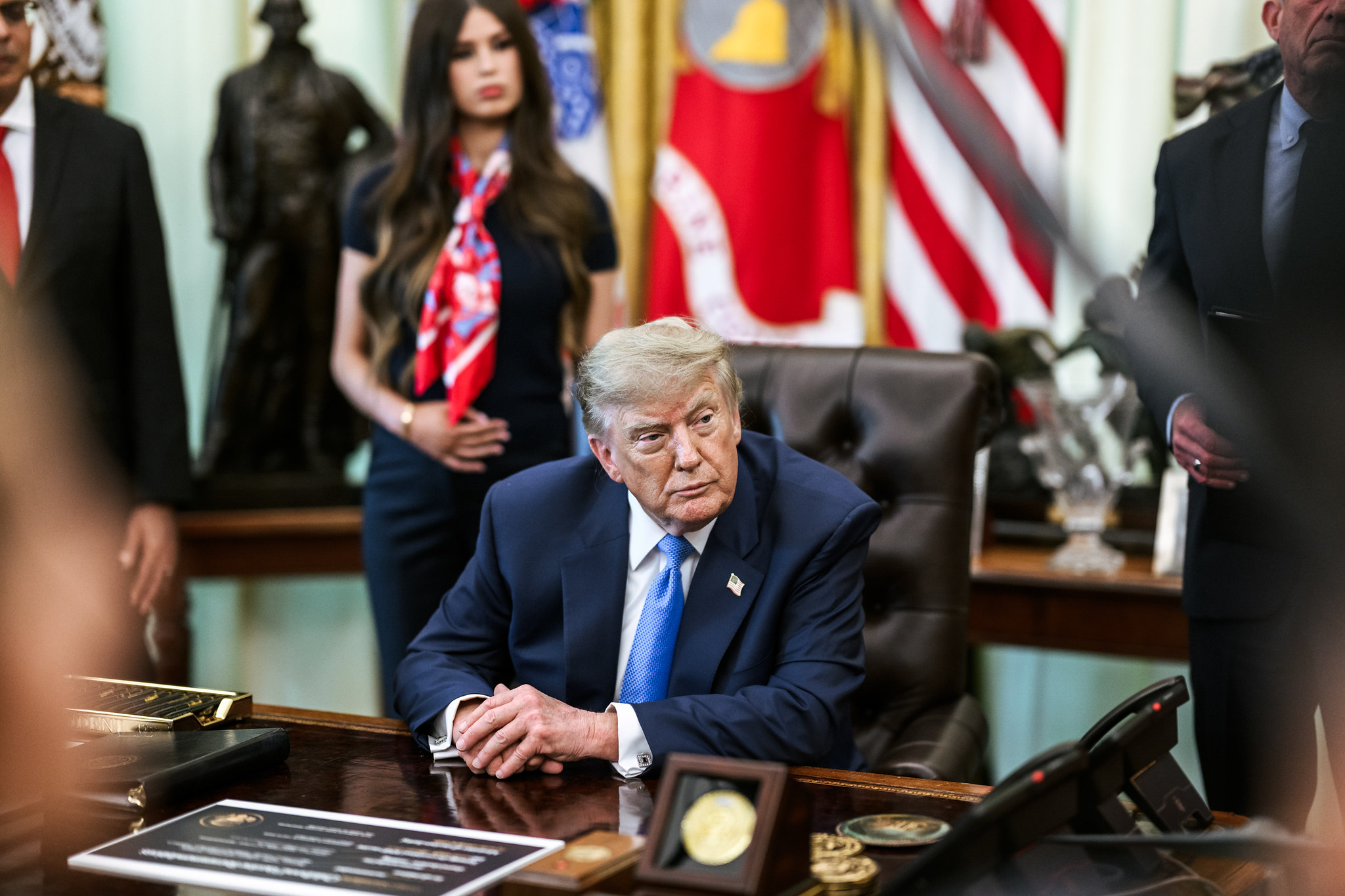 Trump Weighs Call for Capital Gains Tax Cuts as Midterm Boost