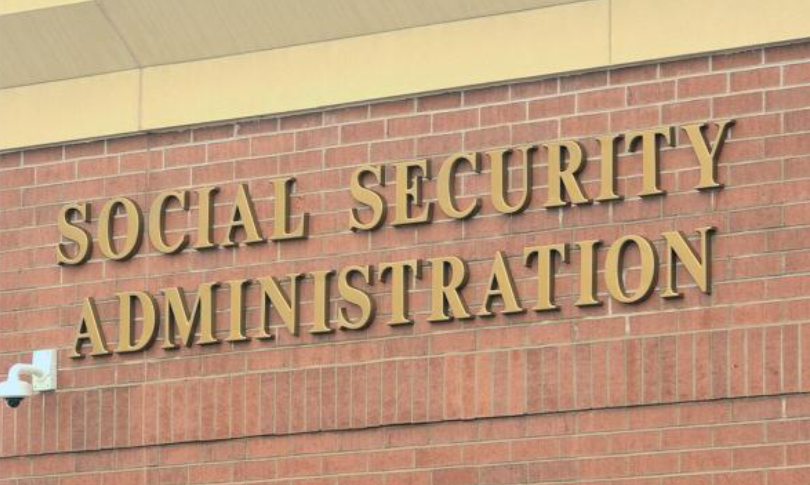There Are 2 Major Problems with New Social Security COLA, Experts Warn