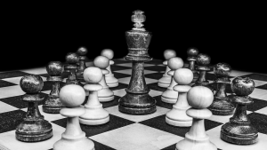 leadership_chess_pixabay_O12_-2727443_960_720