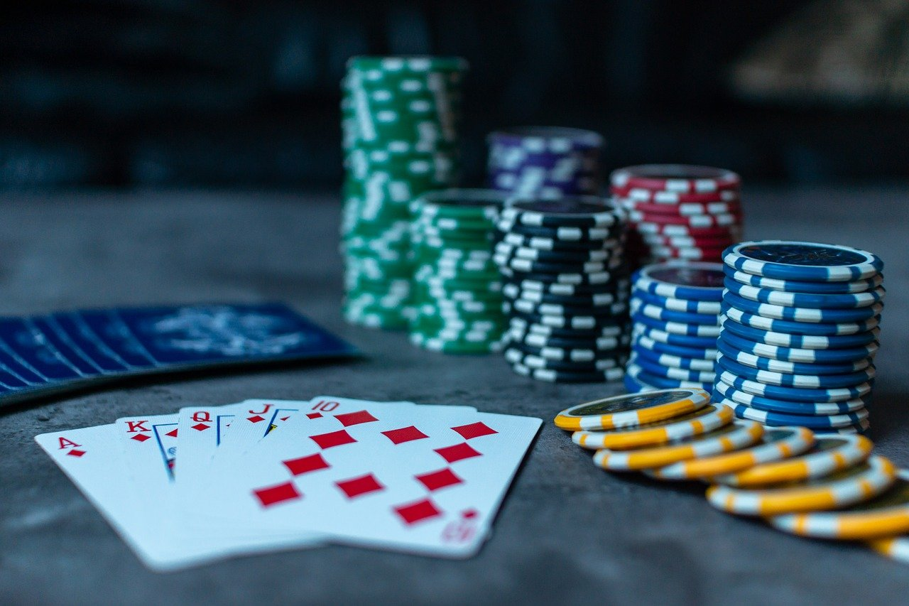 gambling-poker-Pixabay-XenoMas-3956037_1280