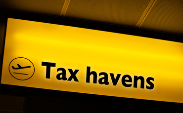 departures-airport-tax-havens-370x2291