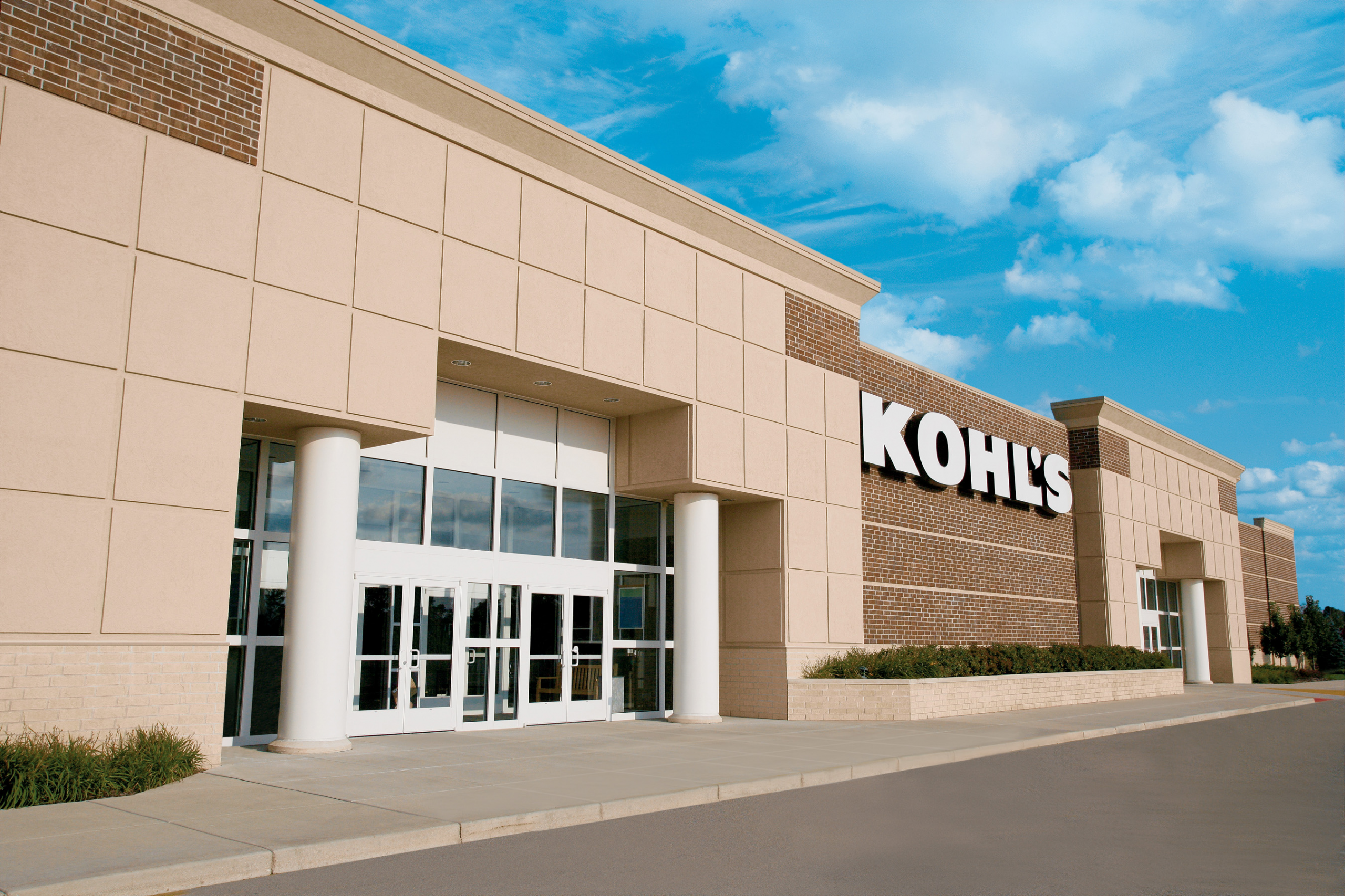 Millennials Breathe Life Into Retail: Kohl's, Best Buy, DSW Top